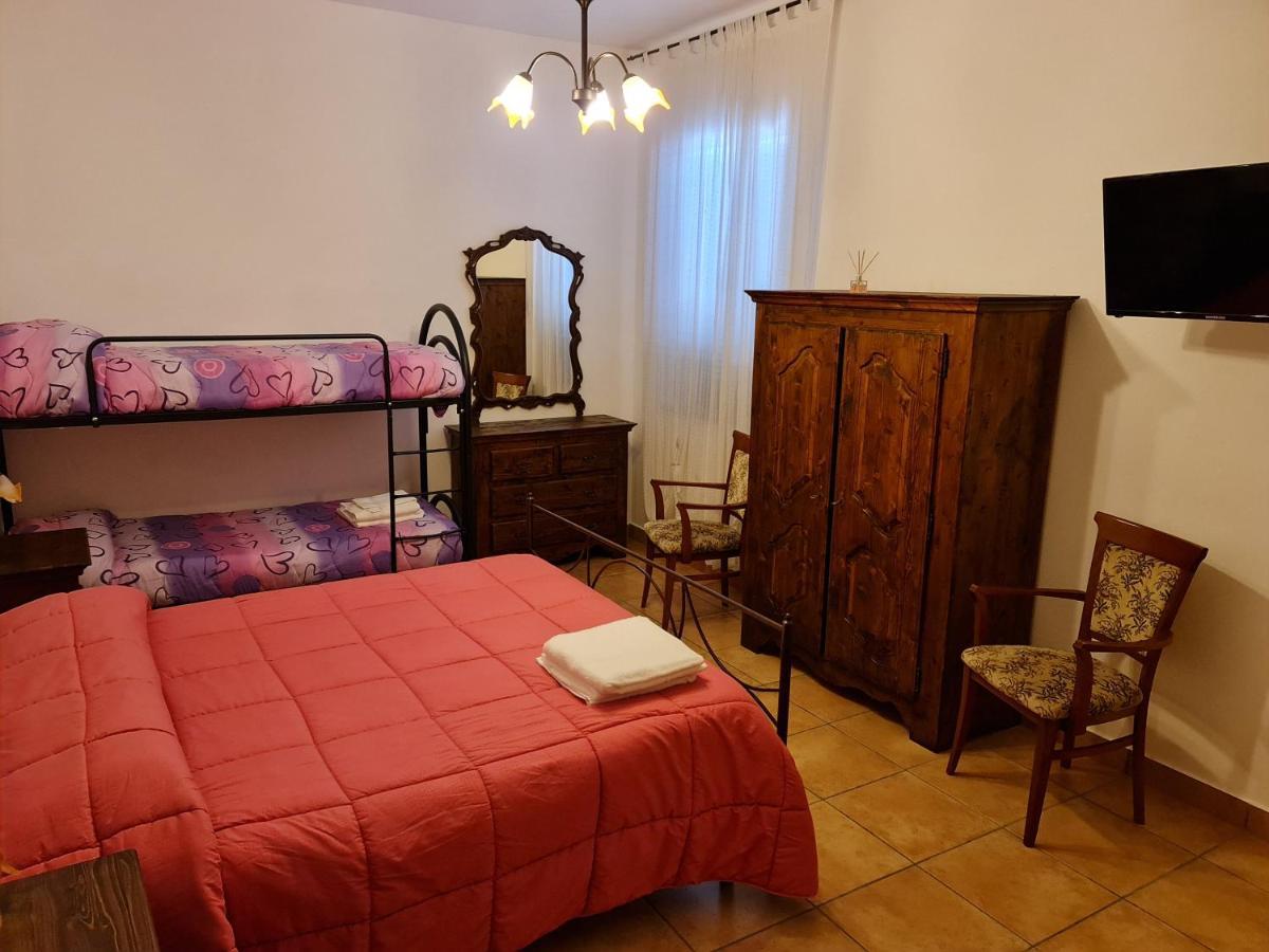 Bed and Breakfast Casale Rurale San Marco Evangelista Exterior foto