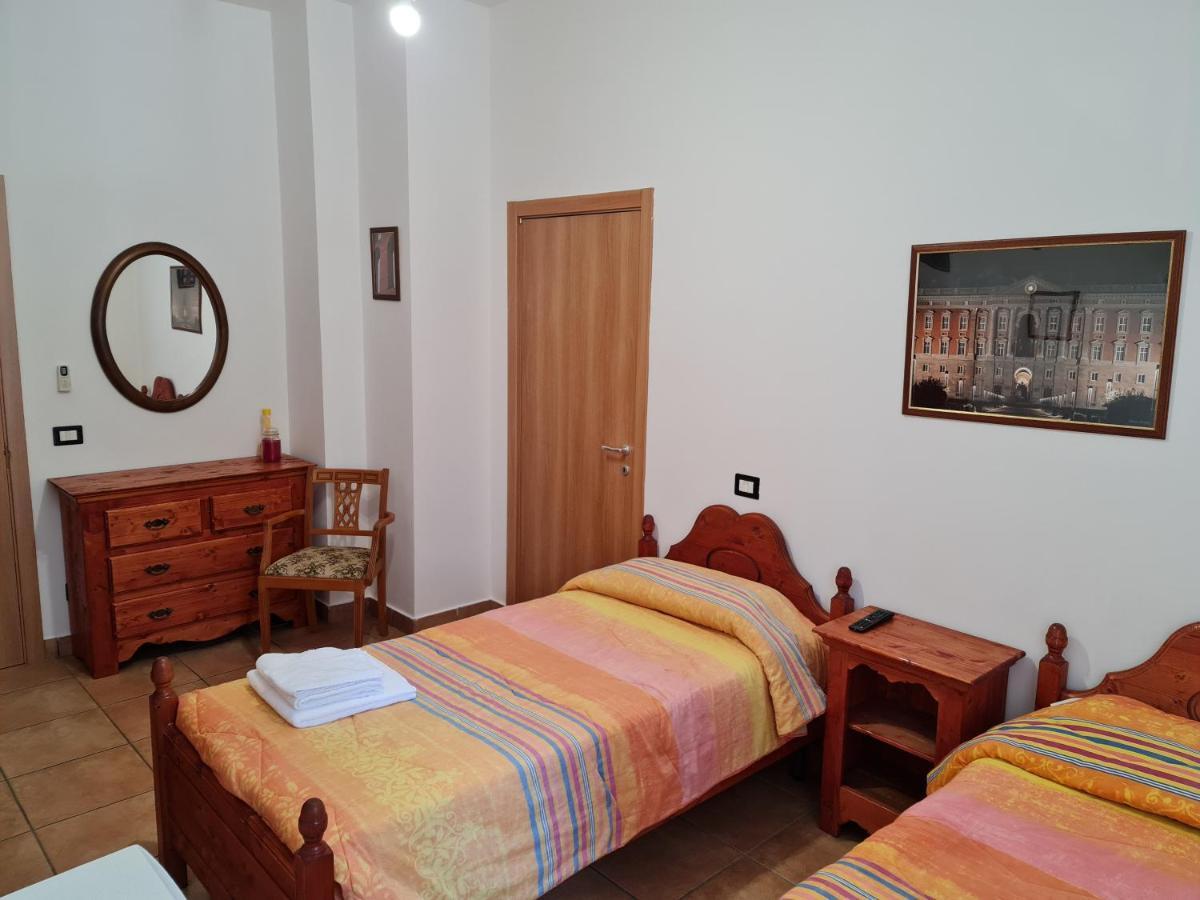 Bed and Breakfast Casale Rurale San Marco Evangelista Exterior foto